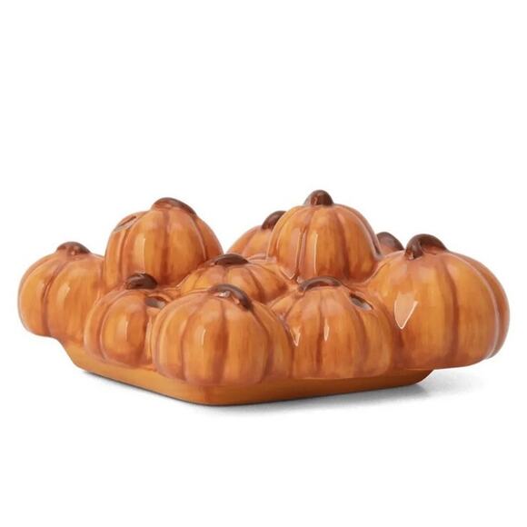 NEW Scentsy RARE Retired Black Retro Truck With Lights Warmer & Pumpkins Topper - Picture 3 of 6